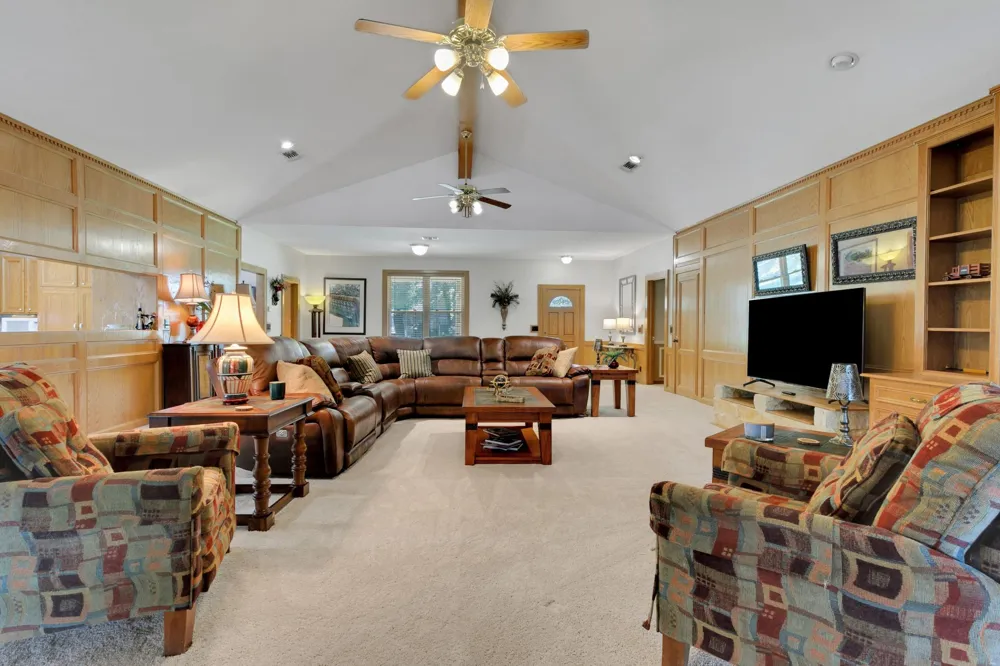 26 Westpoint Drive Trinity, TX 75862