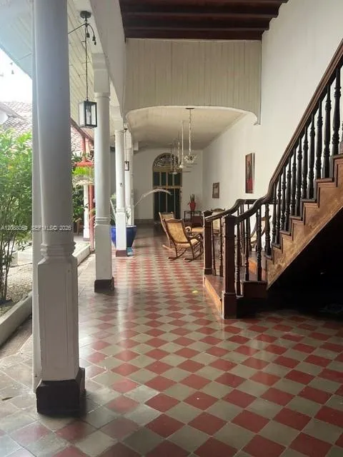 203 NE Calle Estrada 