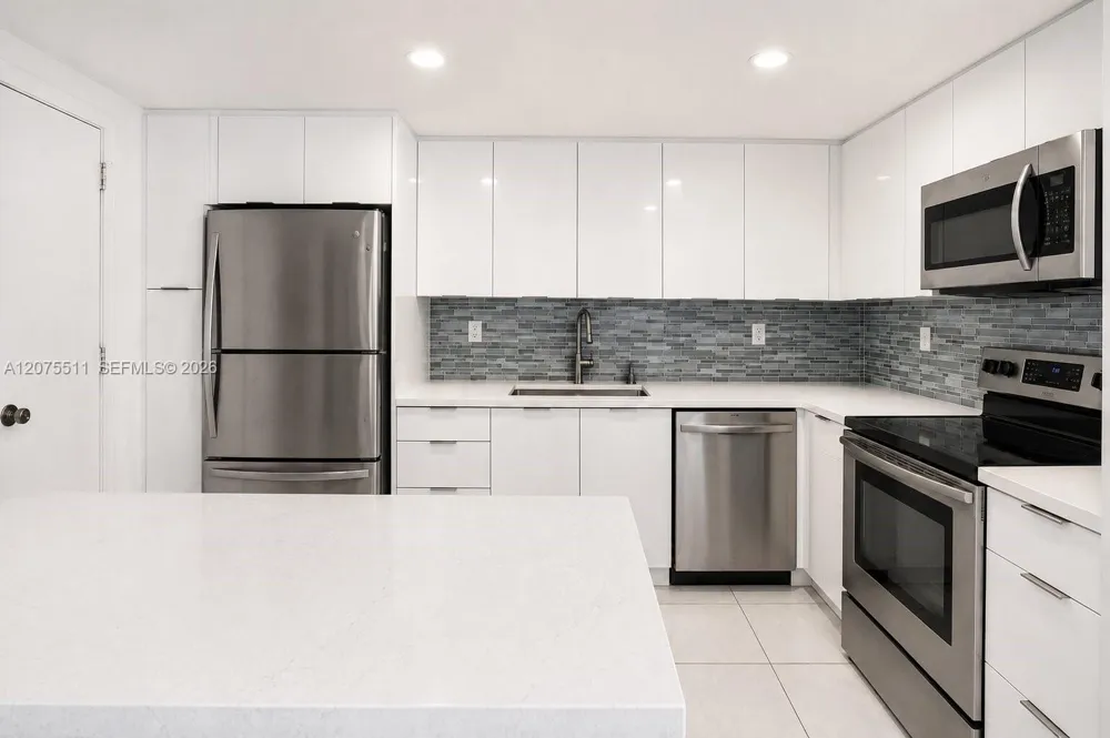 1470 NE 125th Ter #202 North Miami, FL 33161