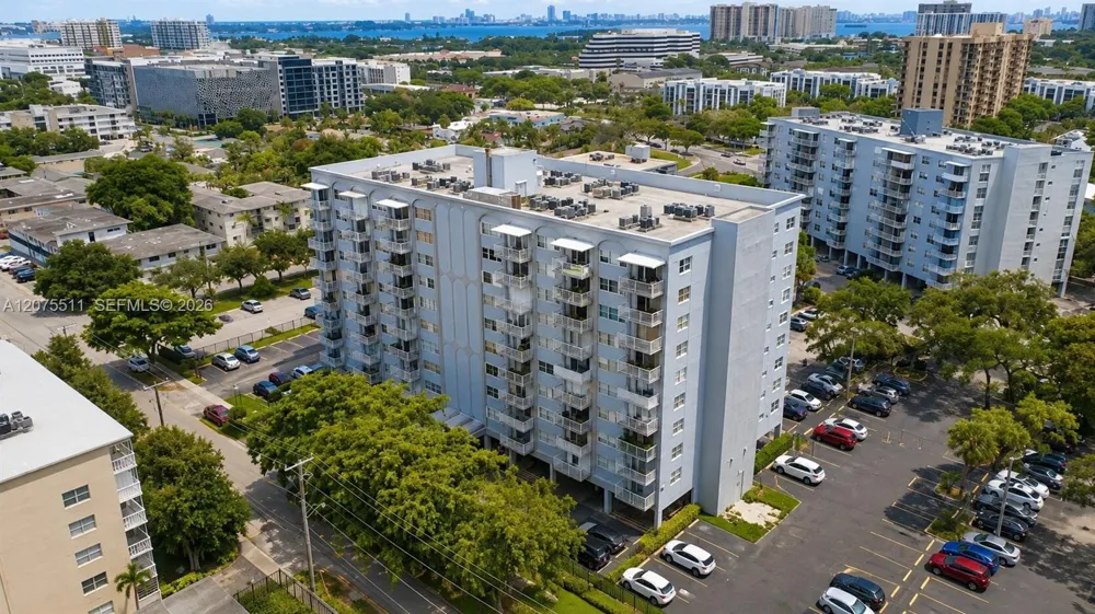 1470 NE 125th Ter #202 North Miami, FL 33161