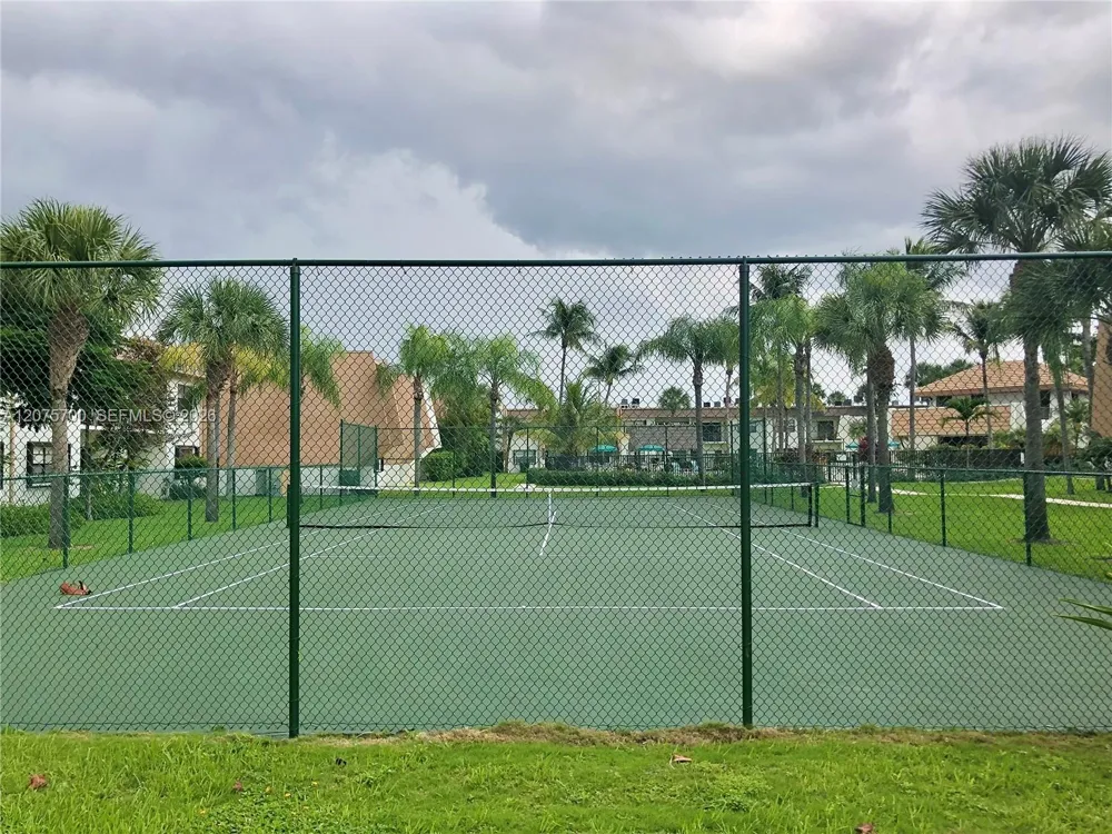 8281 SW 128th St #104 Pinecrest, FL 33156