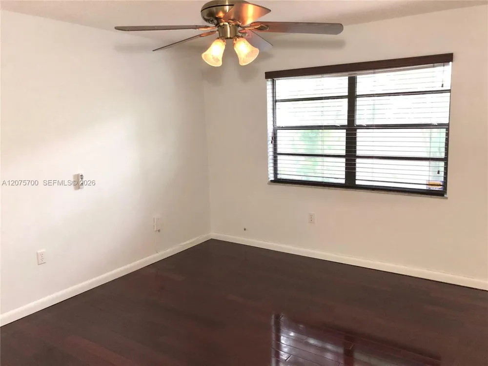 8281 SW 128th St #104 Pinecrest, FL 33156