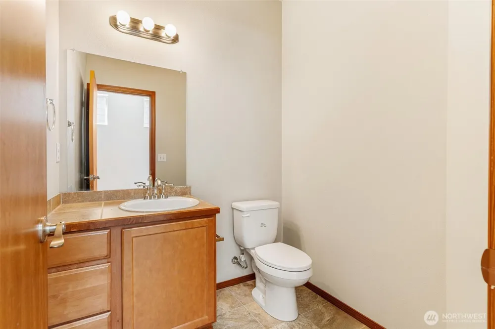 1209 139th Place SW Lynnwood, WA 98087