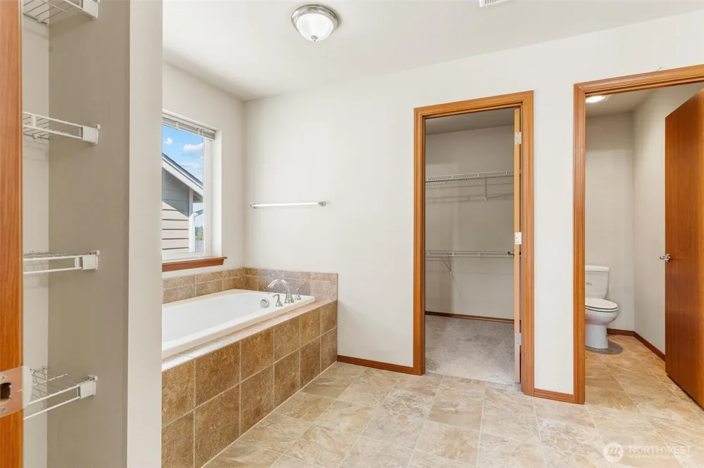 1209 139th Place SW Lynnwood, WA 98087