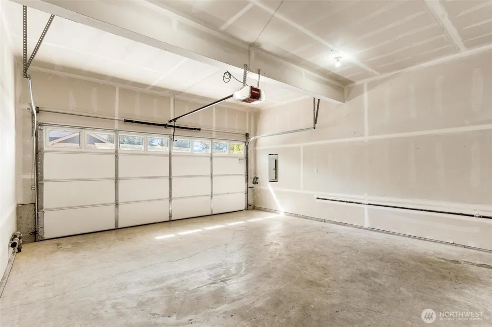 1209 139th Place SW Lynnwood, WA 98087