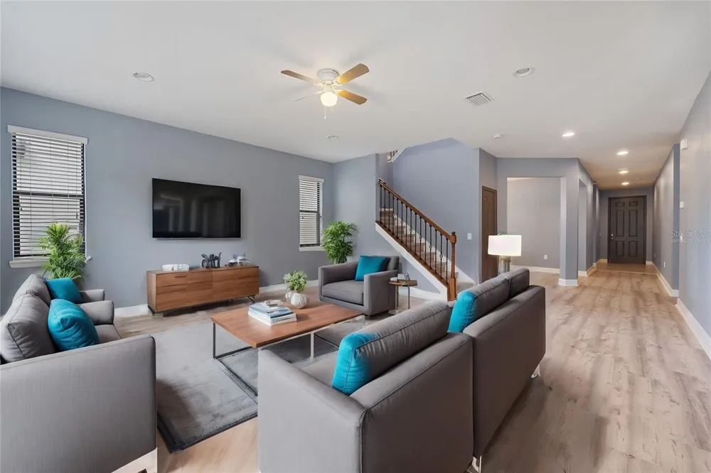 11006 TAHITI ISLE LANE Tampa, FL 33647