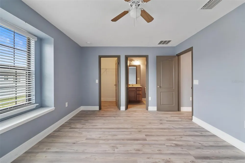 11006 TAHITI ISLE LANE Tampa, FL 33647