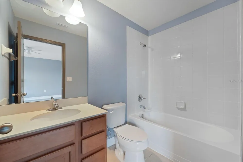 11006 TAHITI ISLE LANE Tampa, FL 33647