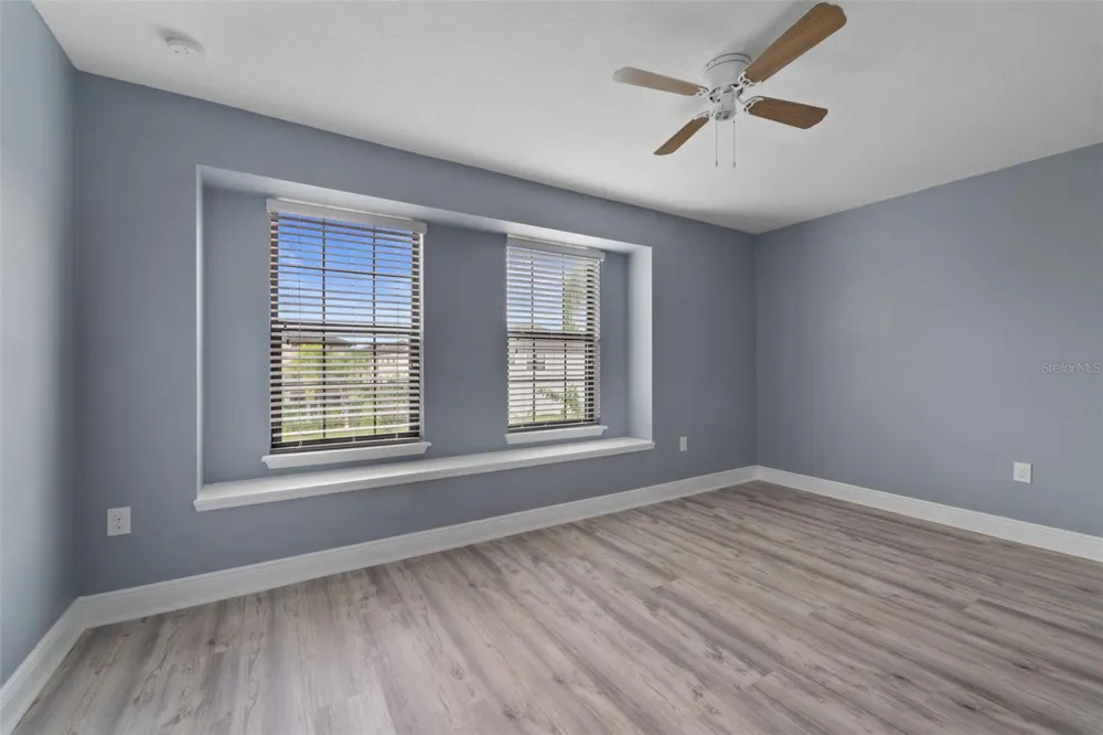 11006 TAHITI ISLE LANE Tampa, FL 33647