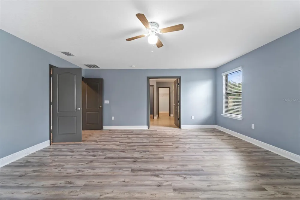 11006 TAHITI ISLE LANE Tampa, FL 33647
