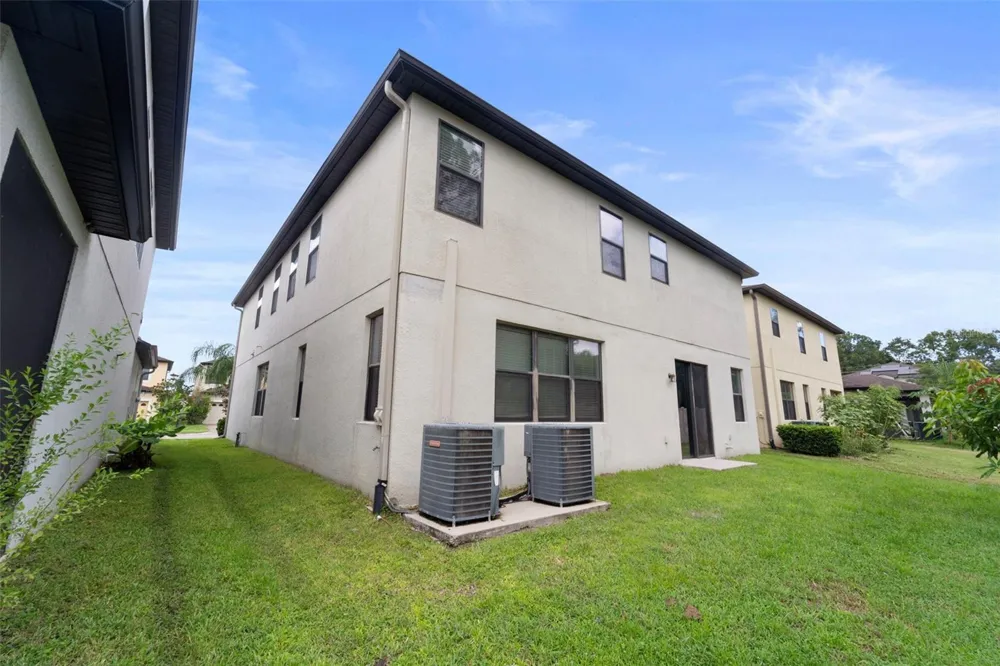 11006 TAHITI ISLE LANE Tampa, FL 33647