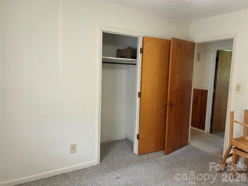 6102 Len Drive Shelby, NC 28152