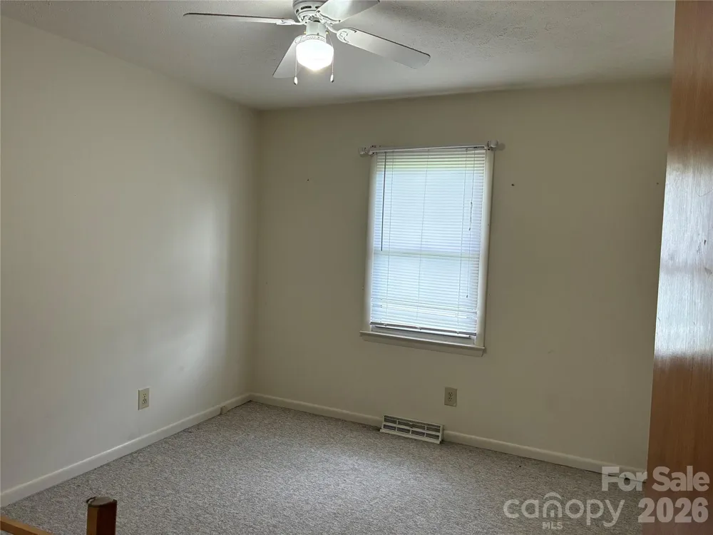 6102 Len Drive Shelby, NC 28152