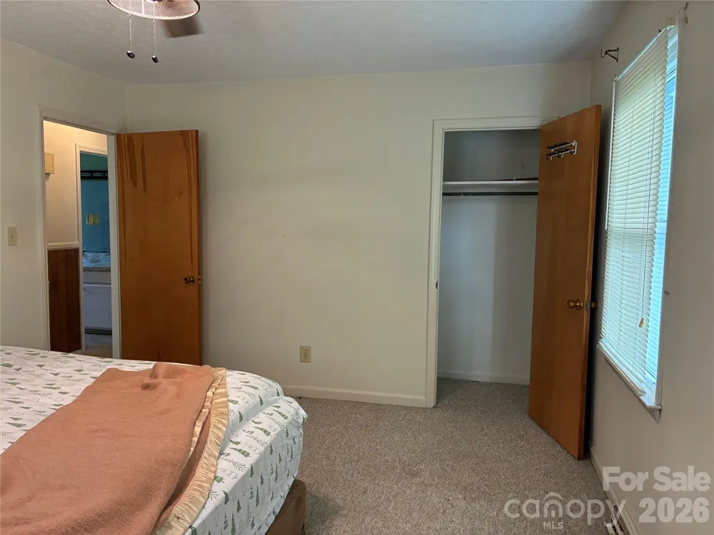 6102 Len Drive Shelby, NC 28152
