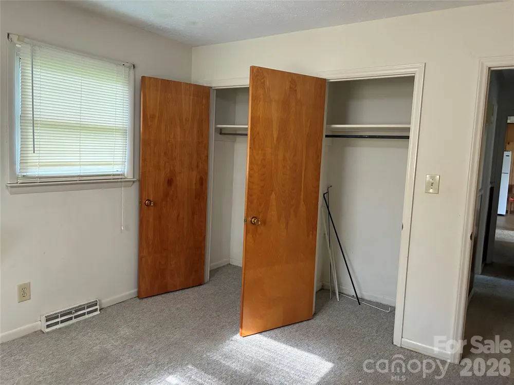 6102 Len Drive Shelby, NC 28152
