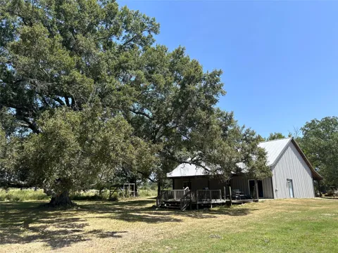 234 County Road 1102