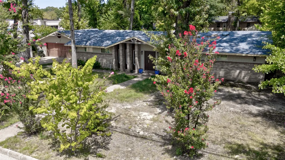 2708 Mcdonald Road Tyler, TX 75701
