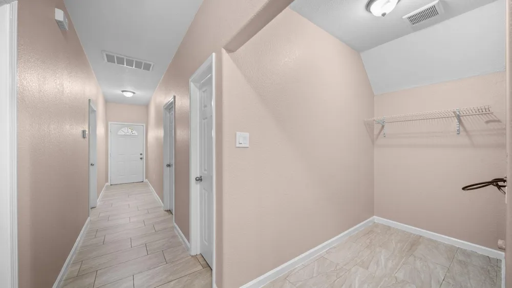 16697 E Forrestal Montgomery, TX 77316