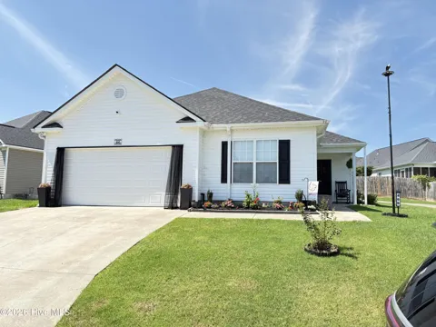 466 Connemara Trail