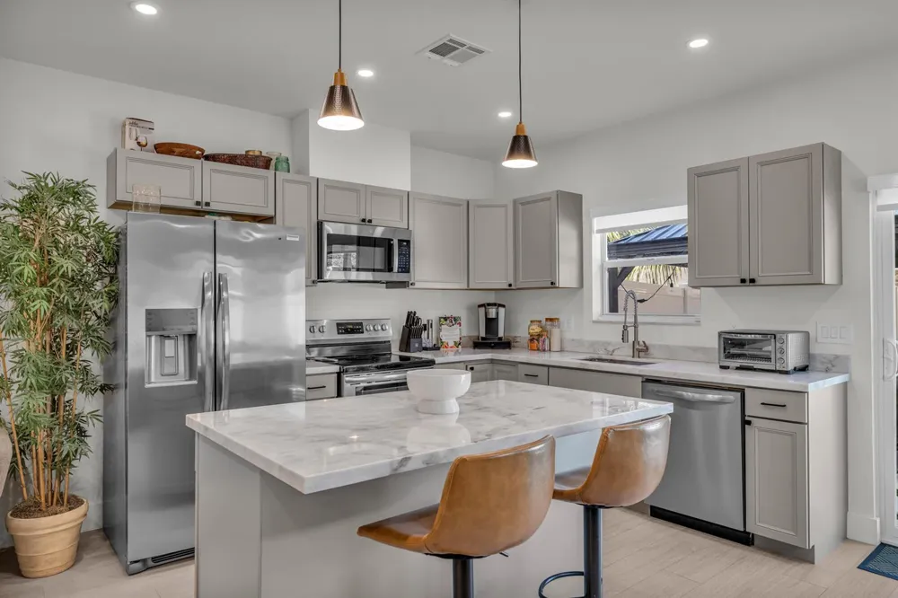 460 NW 27th Avenue Pompano Beach, FL 33069