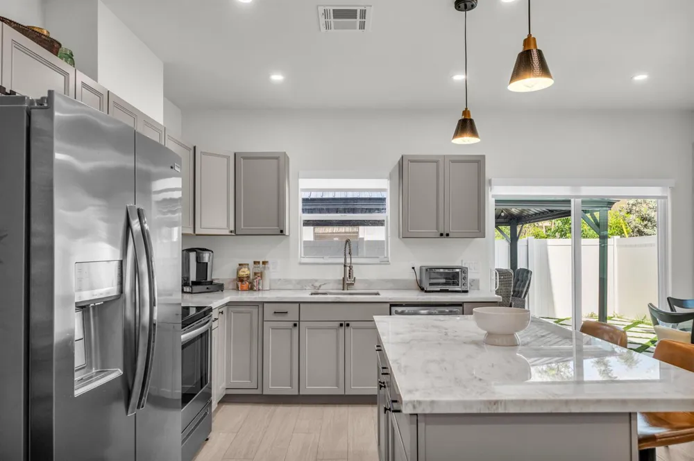 460 NW 27th Avenue Pompano Beach, FL 33069