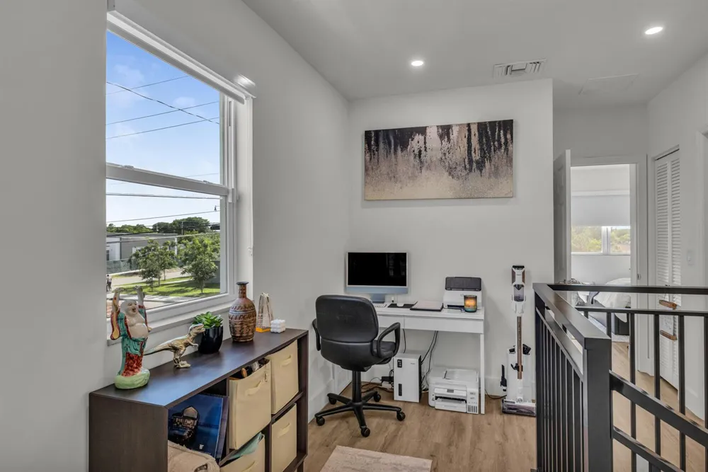 460 NW 27th Avenue Pompano Beach, FL 33069