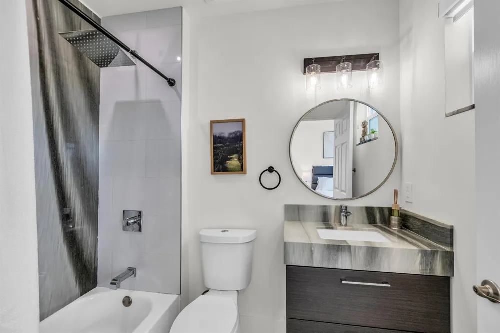 460 NW 27th Avenue Pompano Beach, FL 33069