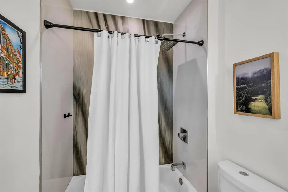460 NW 27th Avenue Pompano Beach, FL 33069