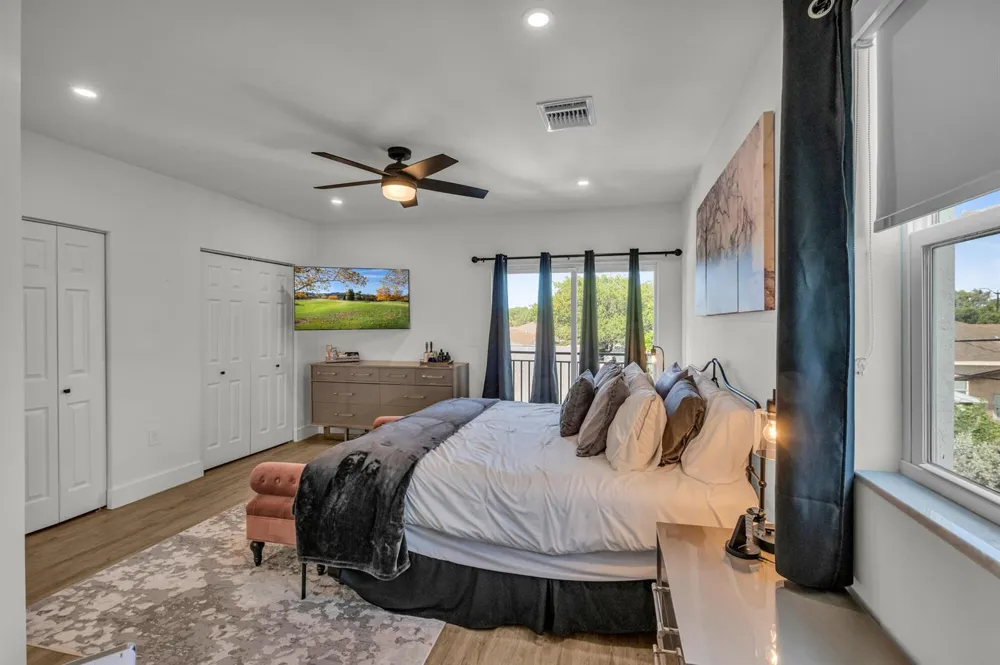 460 NW 27th Avenue Pompano Beach, FL 33069