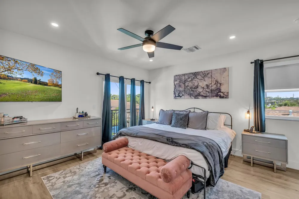 460 NW 27th Avenue Pompano Beach, FL 33069