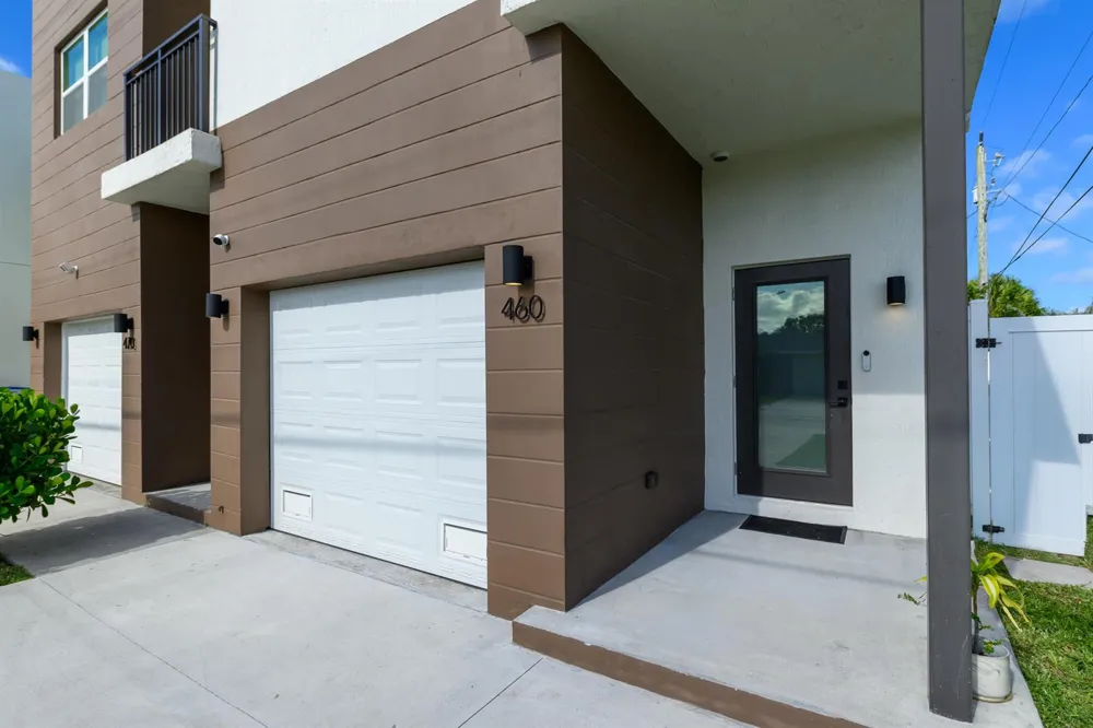 460 NW 27th Avenue Pompano Beach, FL 33069