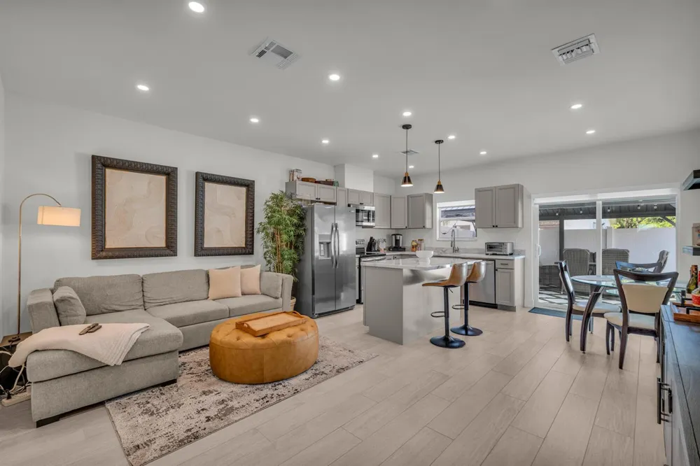 460 NW 27th Avenue Pompano Beach, FL 33069
