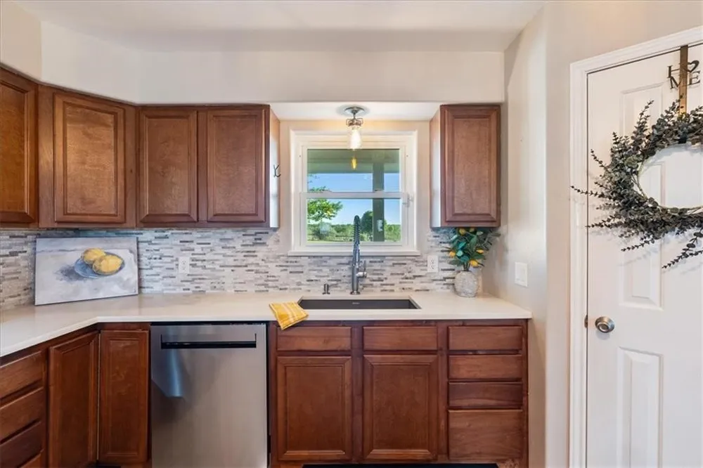1414 CR 3651 Sandia, TX 78383