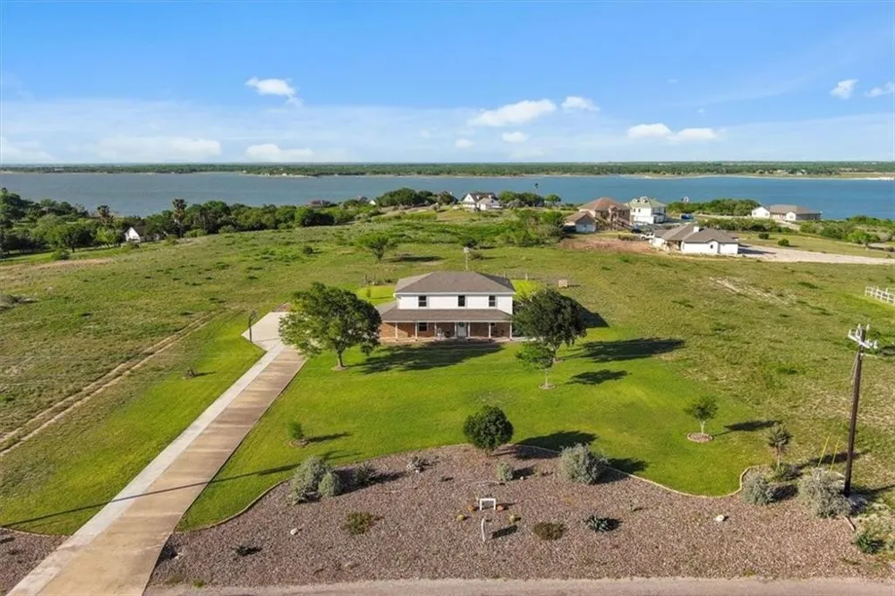 1414 CR 3651 Sandia, TX 78383