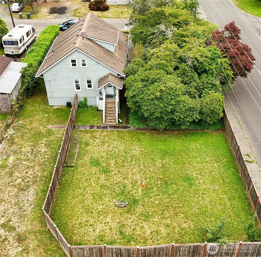 1002 Tecumseh Street Aberdeen, WA 98520
