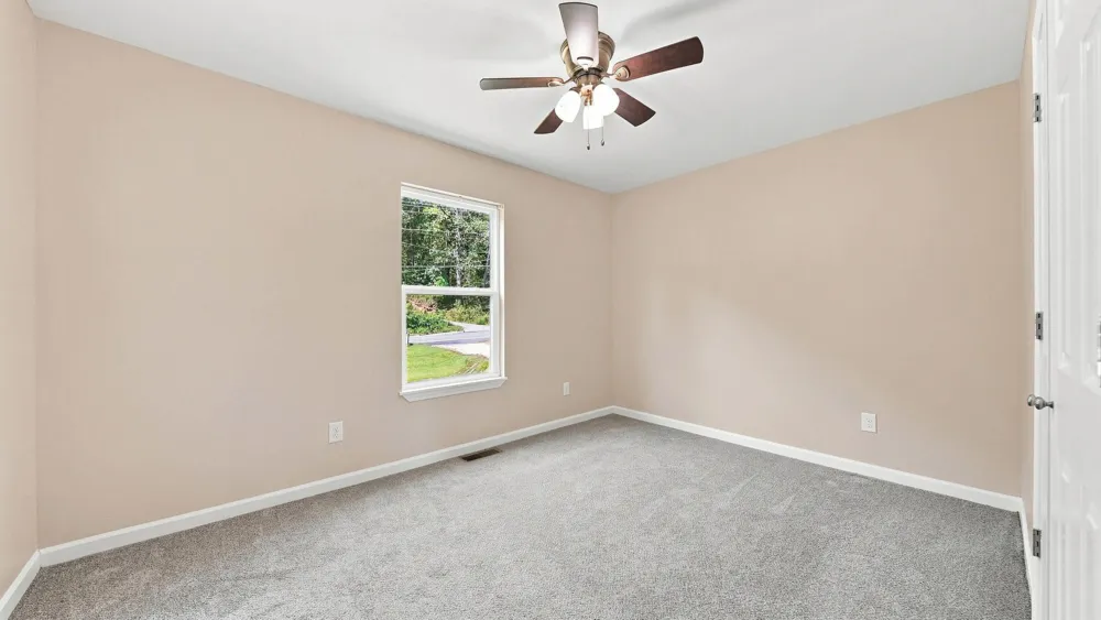 5742 Keith Road Ringgold, GA 30736