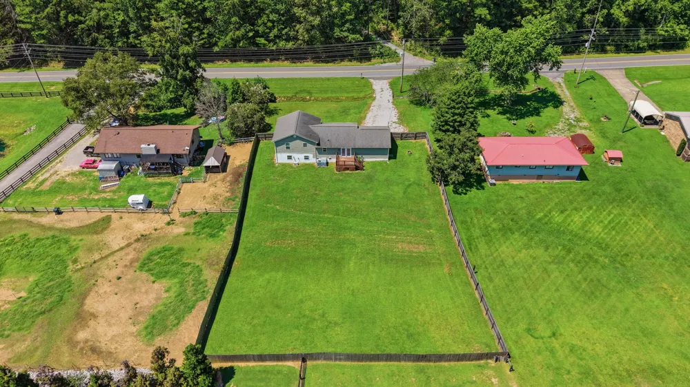 5742 Keith Road Ringgold, GA 30736