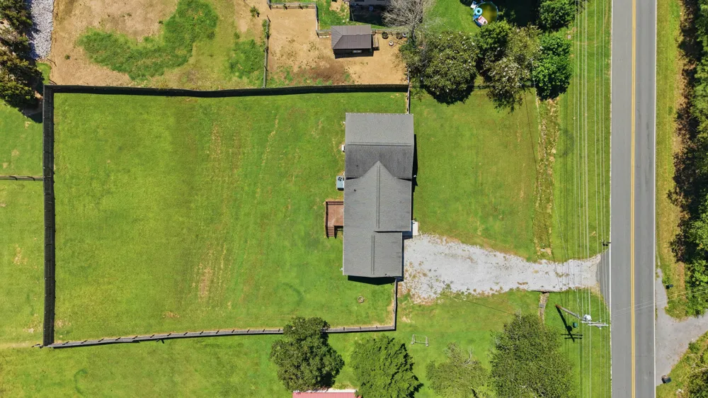 5742 Keith Road Ringgold, GA 30736