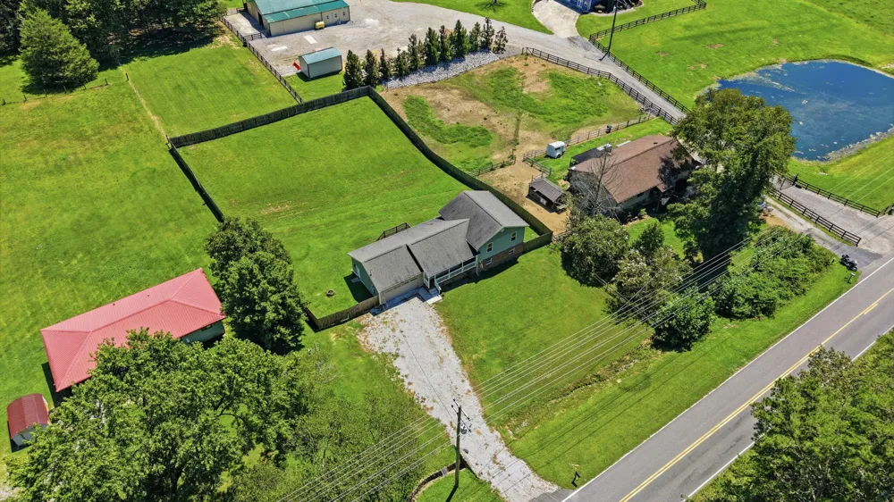 5742 Keith Road Ringgold, GA 30736