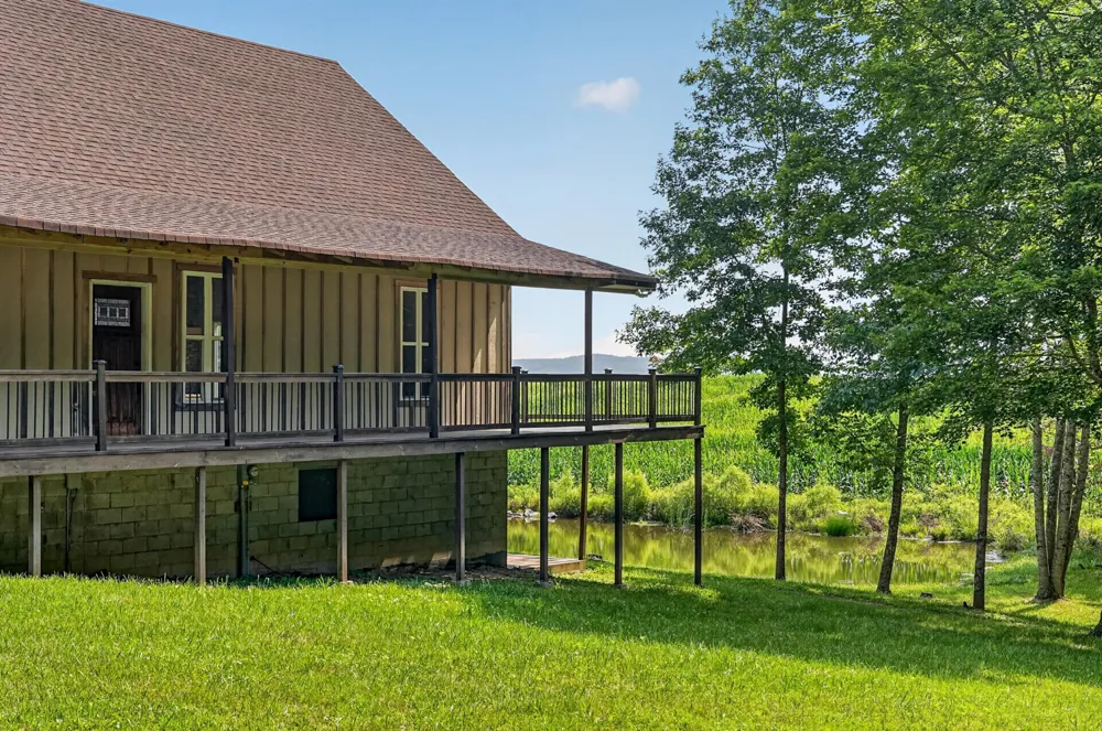 936 Stage Coach Road Palmer, TN 37365