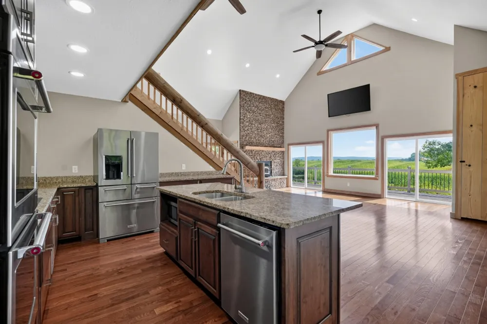 936 Stage Coach Road Palmer, TN 37365