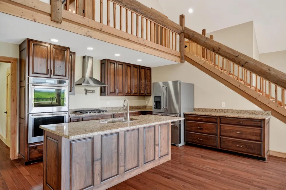 936 Stage Coach Road Palmer, TN 37365