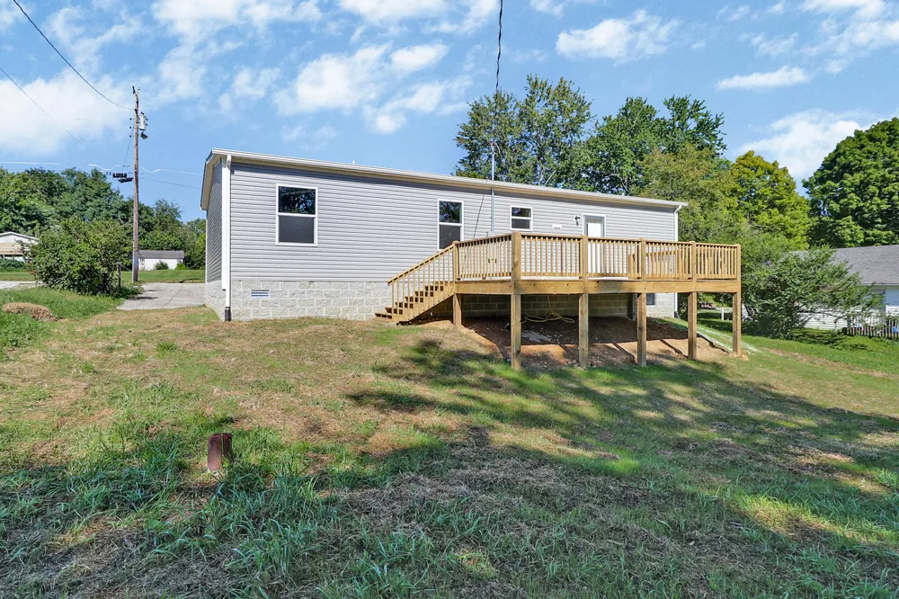 208 Garrett Street Jamestown, TN 38556