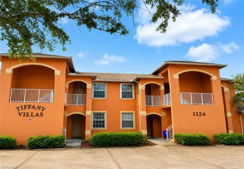 1126 SW 47th Terrace #103