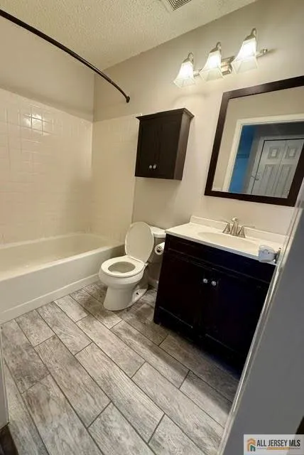 36 Fisher Drive #2724 Franklin, NJ 08823