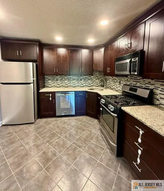 36 Fisher Drive #2724 Franklin, NJ 08823