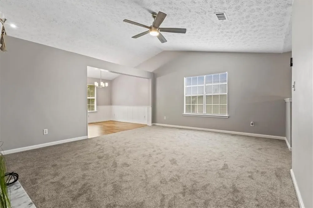 5604 Rockingwood Lane Atlanta, GA 30349