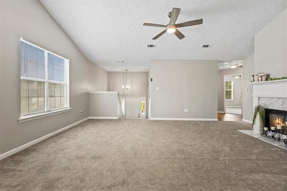 5604 Rockingwood Lane Atlanta, GA 30349