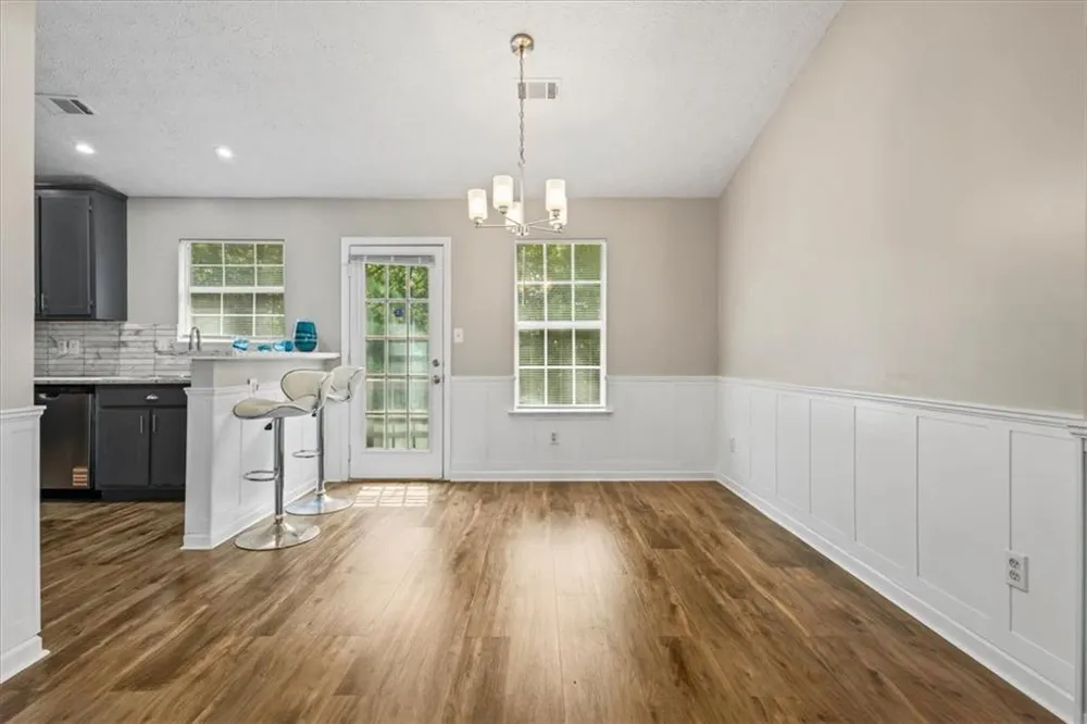 5604 Rockingwood Lane Atlanta, GA 30349