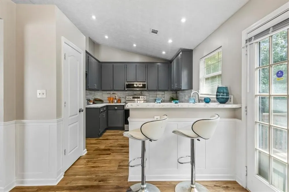 5604 Rockingwood Lane Atlanta, GA 30349